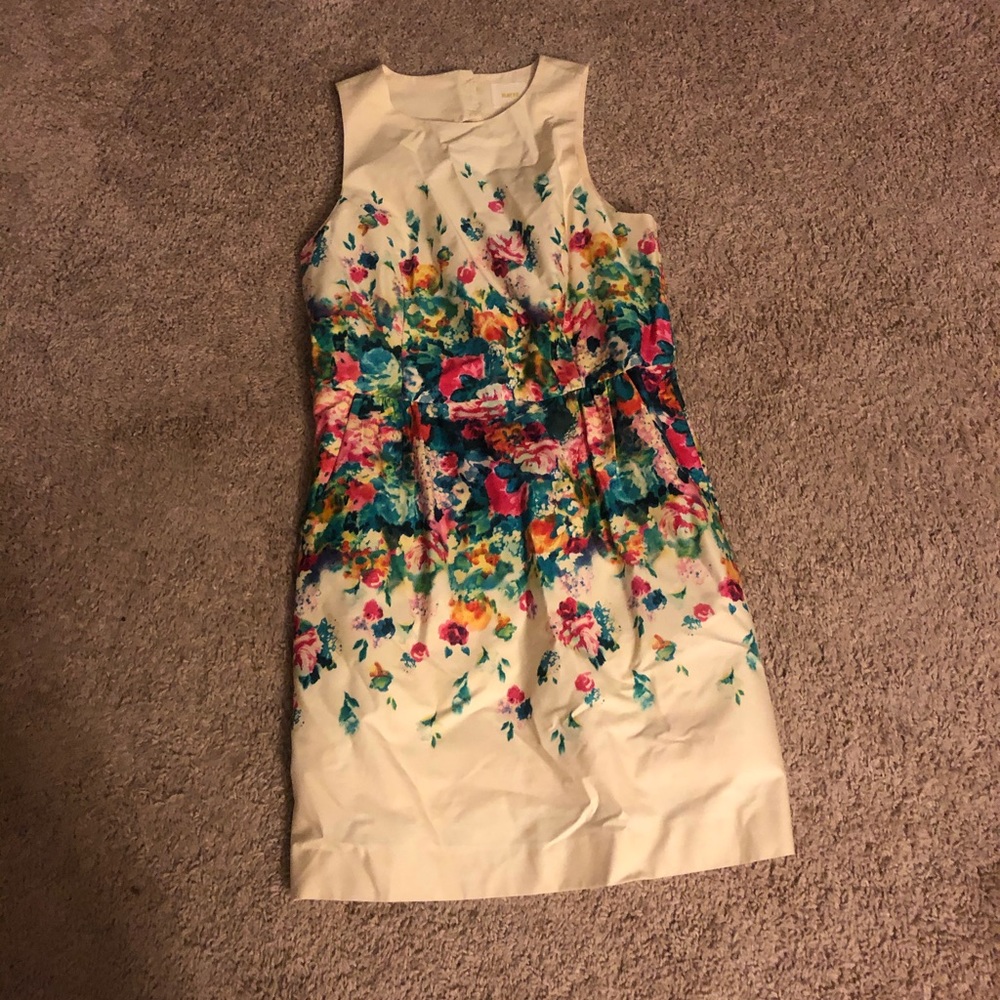 NICE DRESS